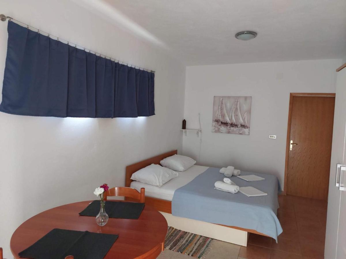 Apartments Burcul Pag Pag Town Kültér fotó