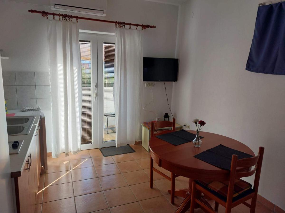 Apartments Burcul Pag Pag Town Kültér fotó