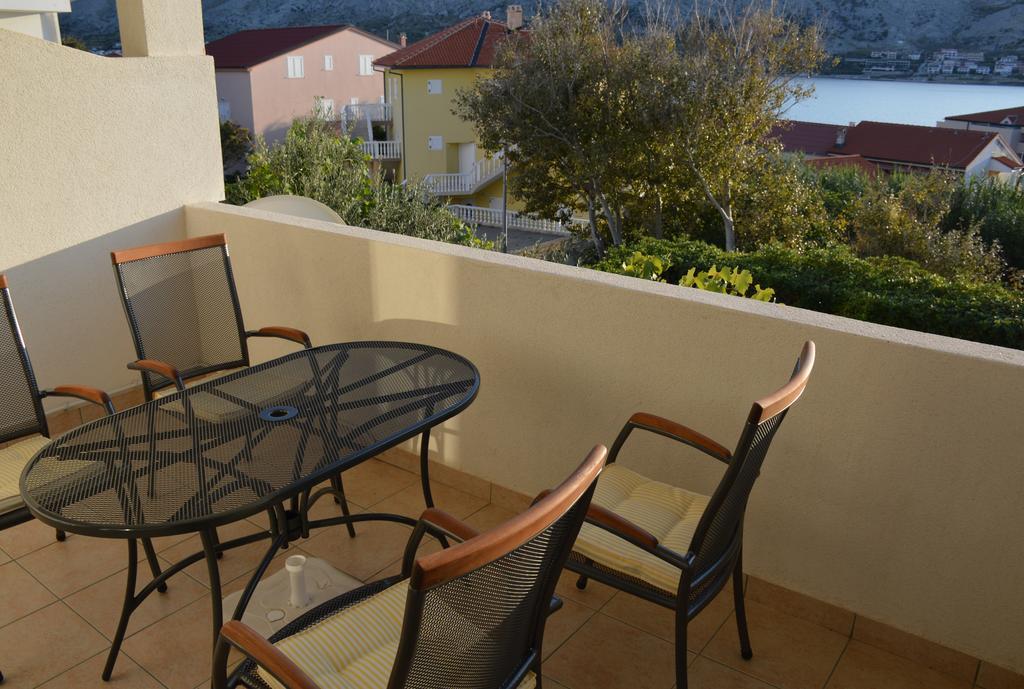 Apartments Burcul Pag Pag Town Kültér fotó